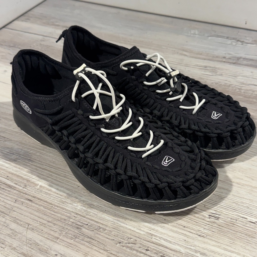KEEN Uneek Cord Athletic Canvas Sport Shoes Sandals Sz 11.5 Black White